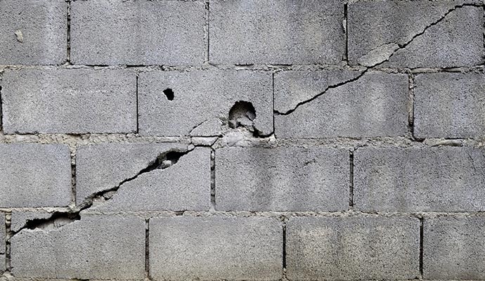 Foundation wall cracks